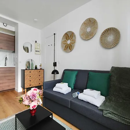 Apartment Peaceful -2p- Moulin Rouge